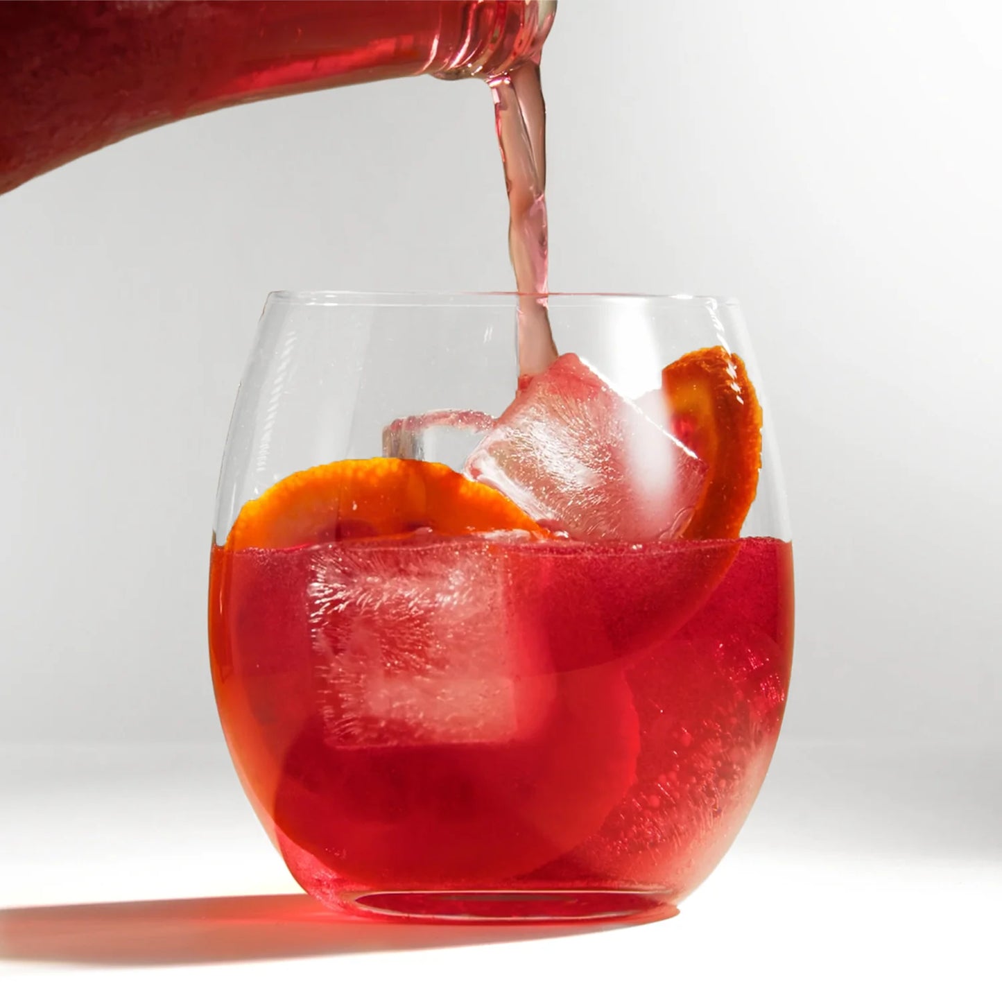TÖST: SANGRIA Sparkling White Tea, Cranberry & Blood Orange 750 ml